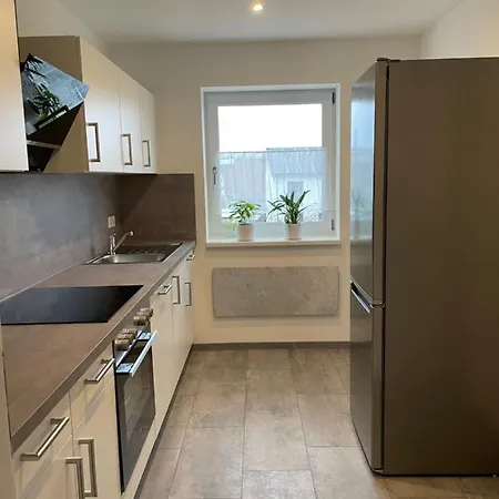 Messe- Und Ferienwohnung Feucht Esterno foto