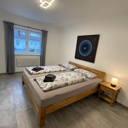 Messe- Und Ferienwohnung Feucht Esterno foto